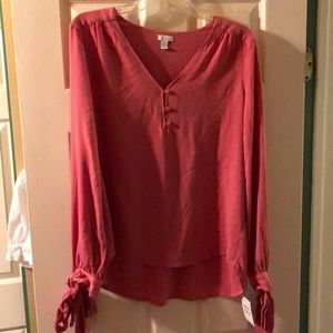 Hinge tie sleeve blouse coral size medium NWT